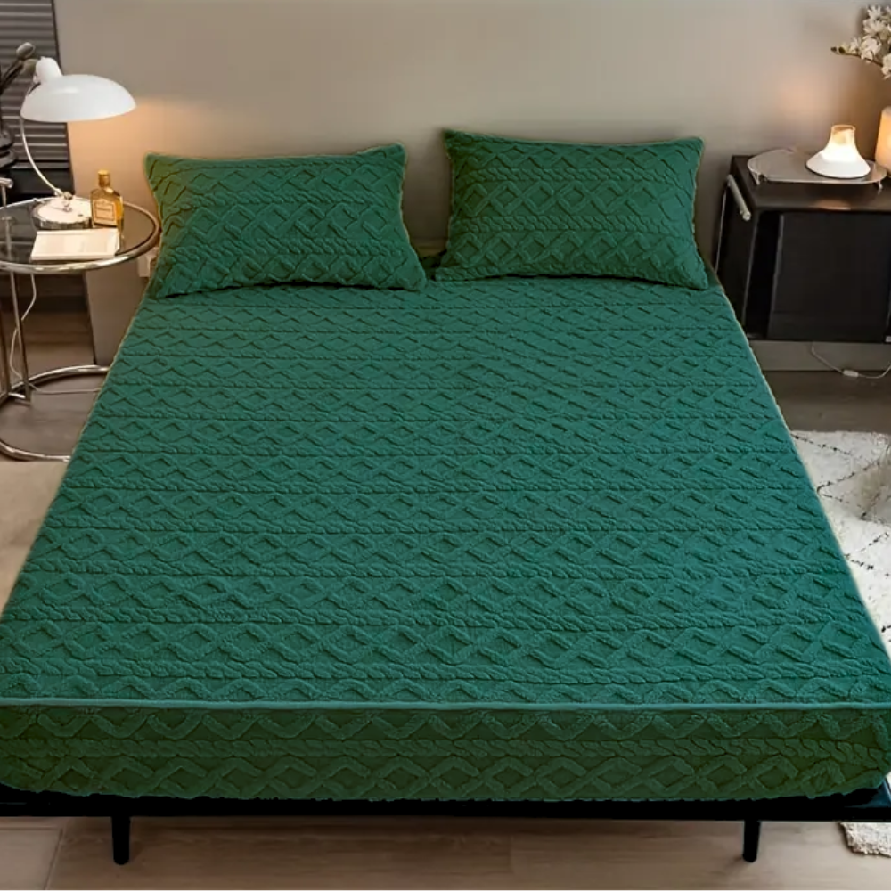 3D Engraved European Fitted Bedsheet - Bottle Green