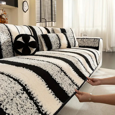 Vintage Modern Velveteen Sofa Mat - Black/White