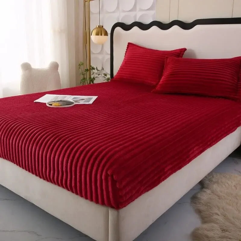 Luxe Rabbit Fur Fitted Sheet - Maroon / KING SIZE (72X78)